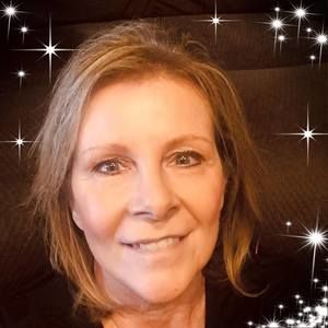 Meet your Posher, Laurie